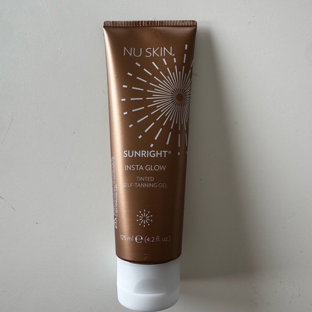 Nuskin instaglow self tanner